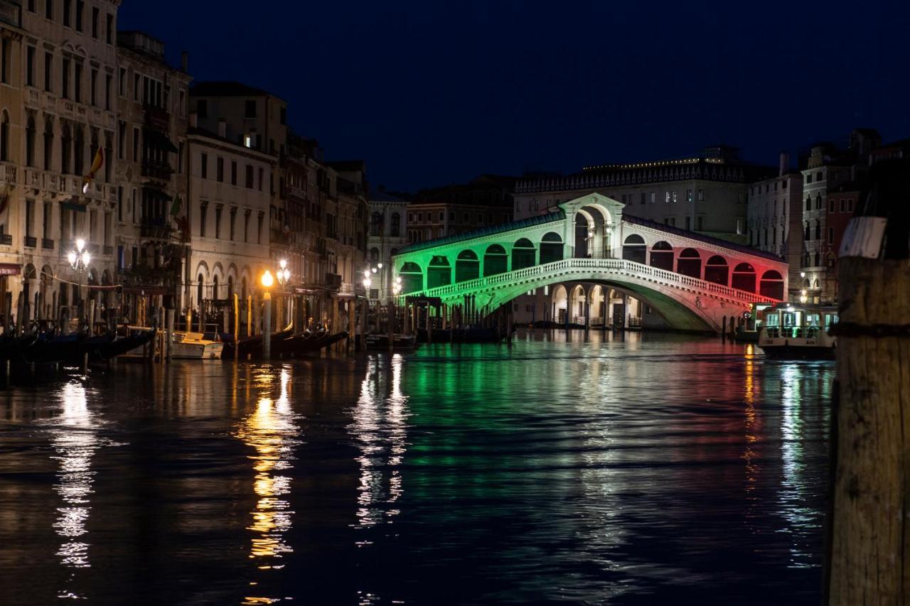 Al Gazzettino Hotel เวนิส ภายนอก รูปภาพ